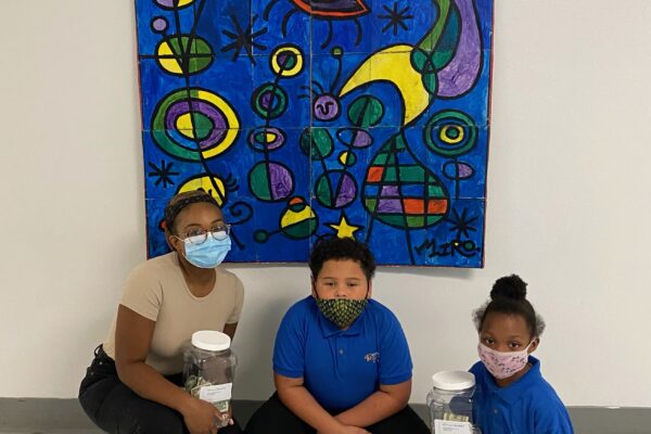 Valiant Volunteers with the Scholars Engaged for Action program.