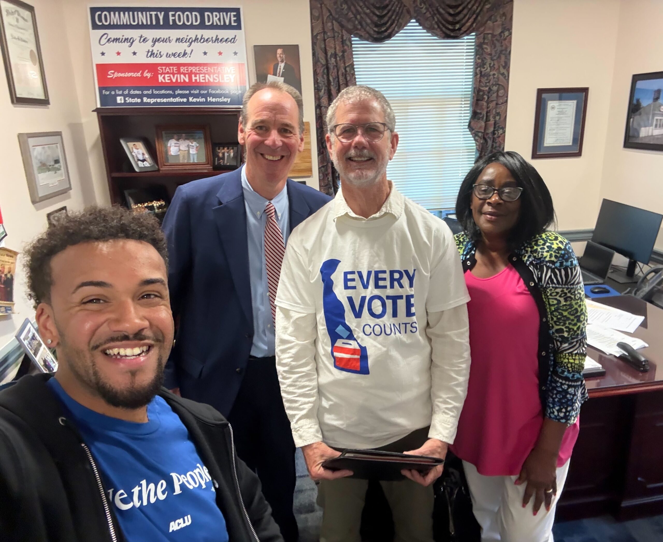 Rep. Hensley with members of the DVRC