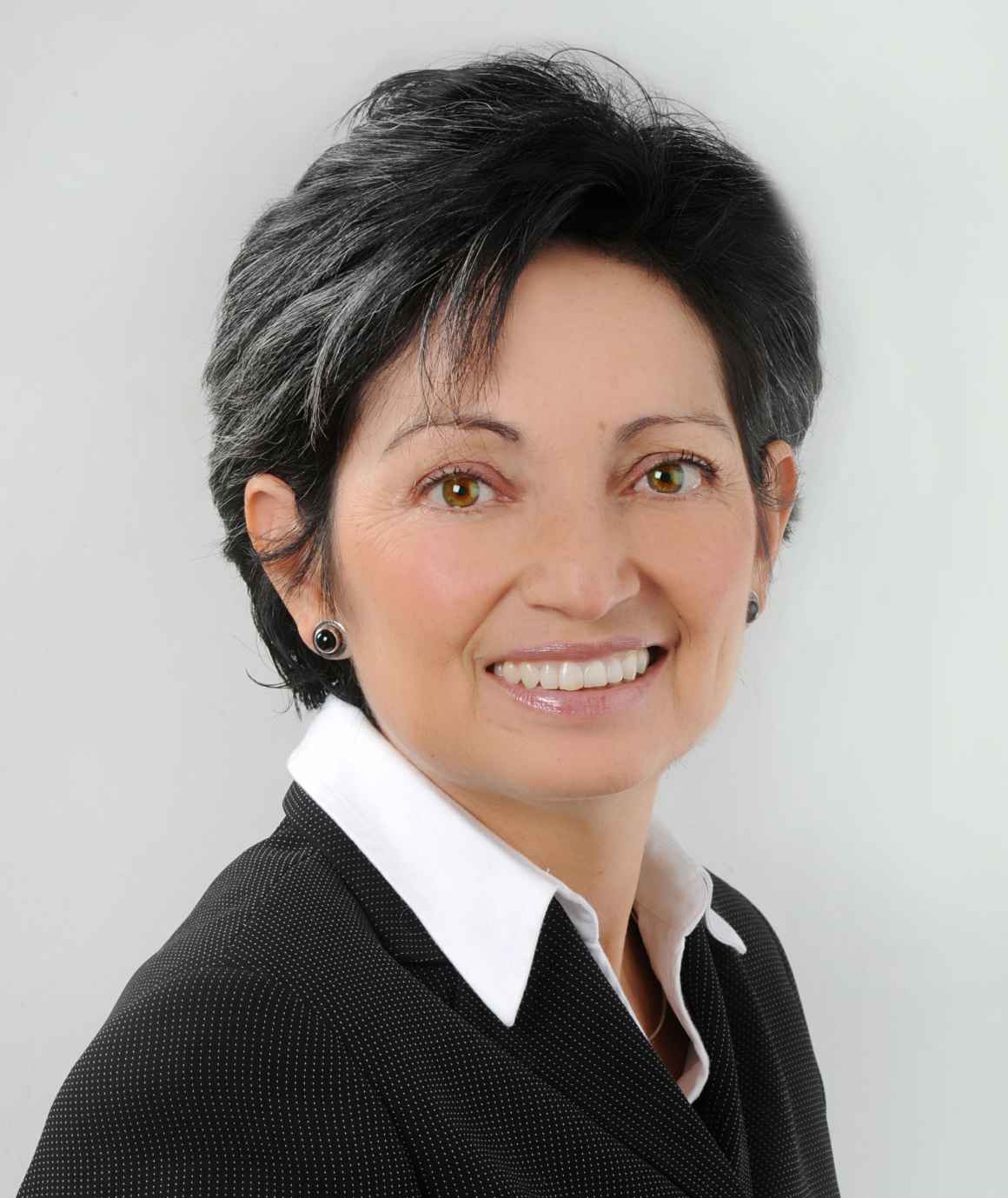 Charito Calvachi Mateyko